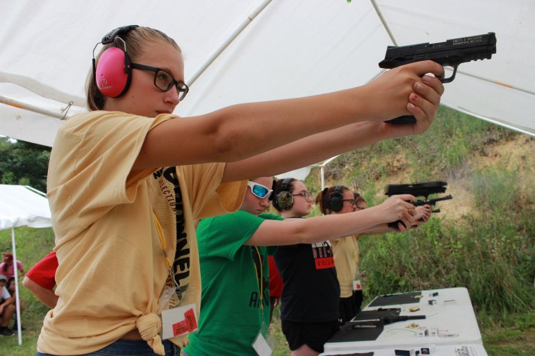 Kids-guns-self-defense-3.jpg